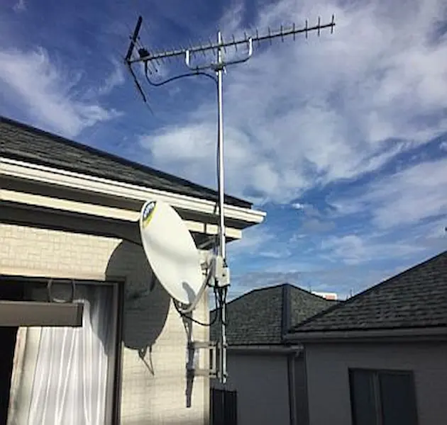 地デジ八木式＋BS/CSアンテナ工事